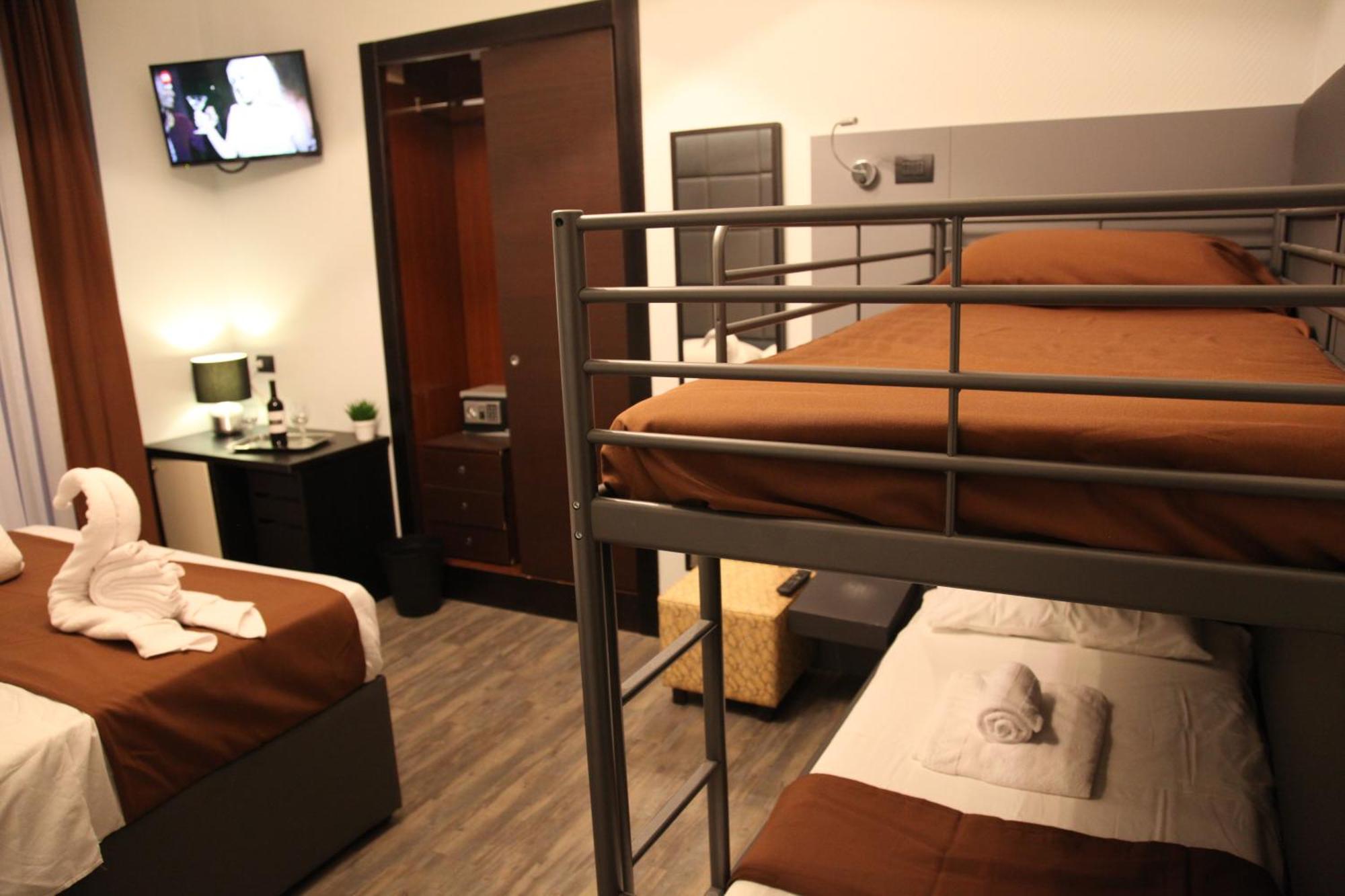 Dolce Vita Rooms Napoli Eksteriør billede